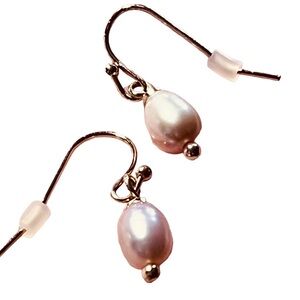Pink Baroque Pearl Dangle Earrings Gold-plated Pierced Hooks Classy Minimalist